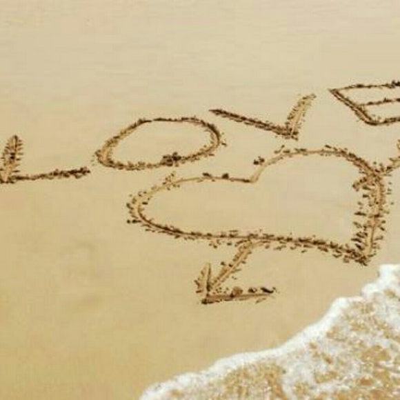 Meet your Posher, Joy-Posh Ambassador - Picture 4 of 7